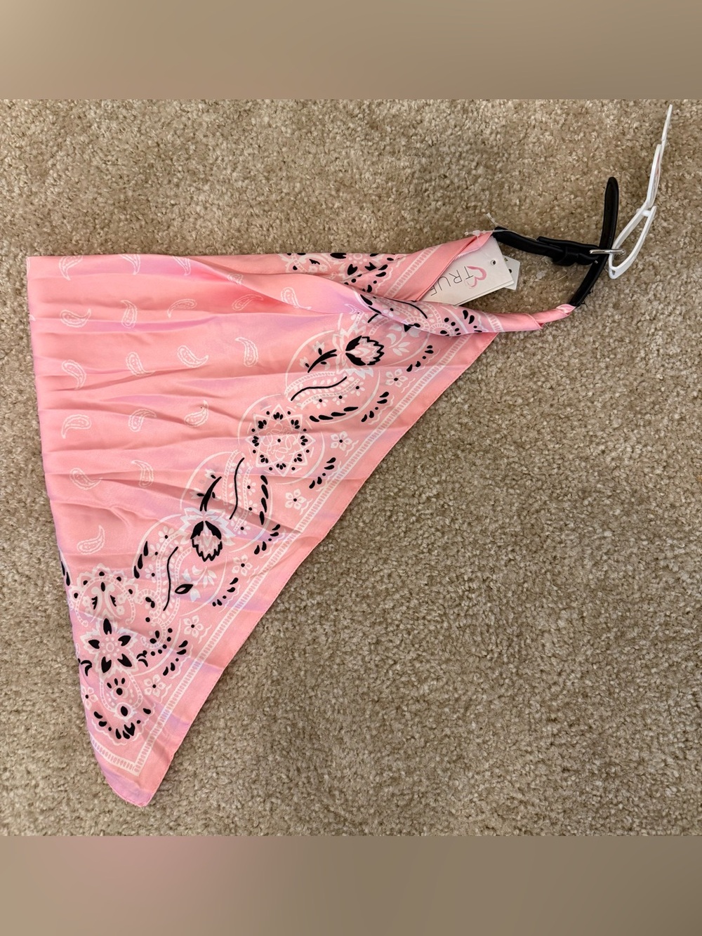 NWT pink bandana scarf belt